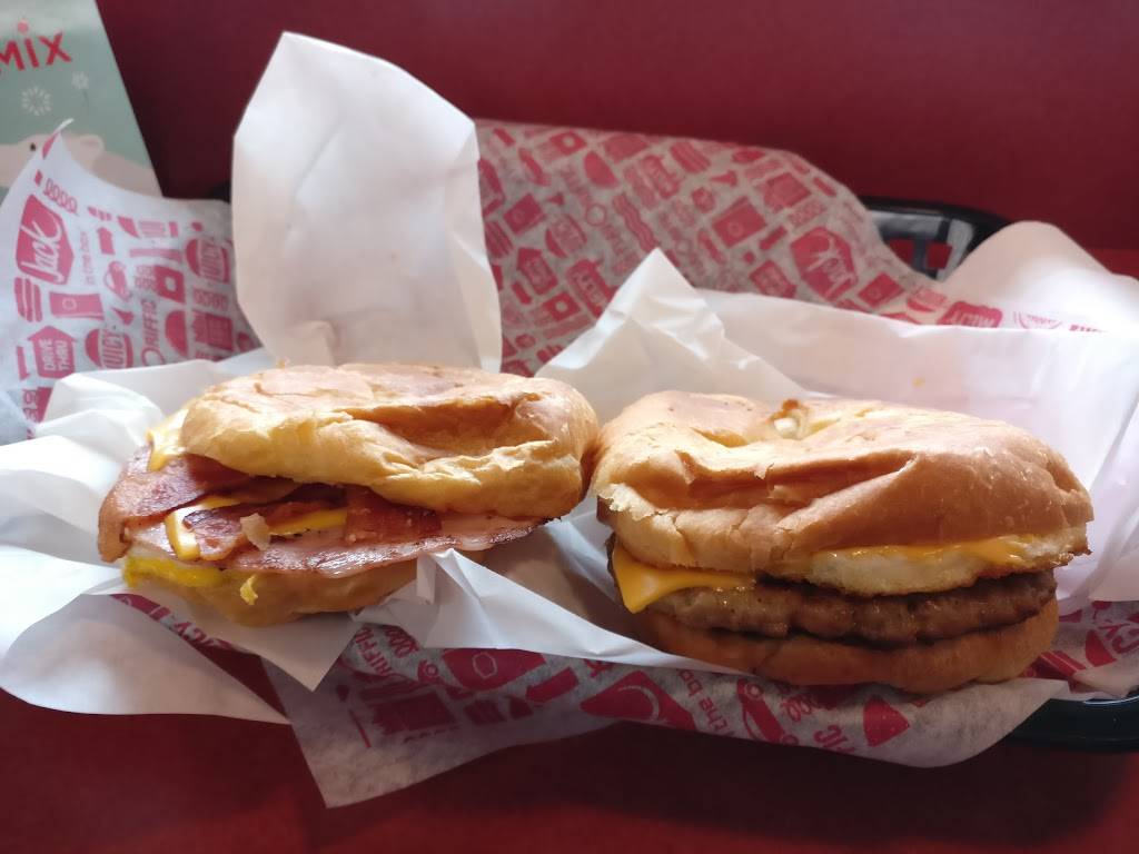 Jack in the Box | restaurant | 2705 Pacific Coast Hwy, Torrance, CA 90505, USA | 3105340220 OR +1 310-534-0220