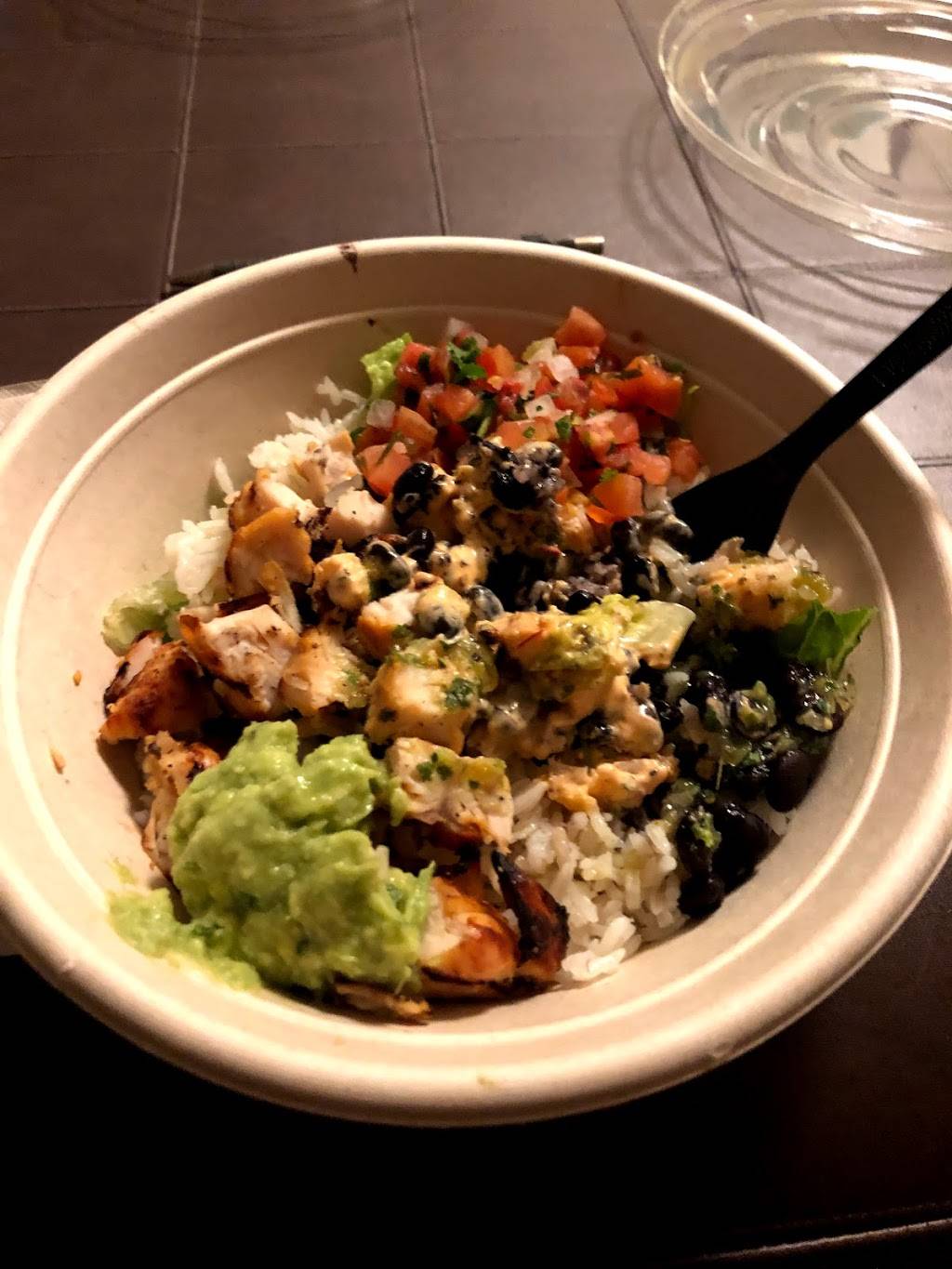 Rubios Coastal Grill | restaurant | 2 Hutton Centre Dr Suite 200, Santa Ana, CA 92707, USA | 7144320983 OR +1 714-432-0983