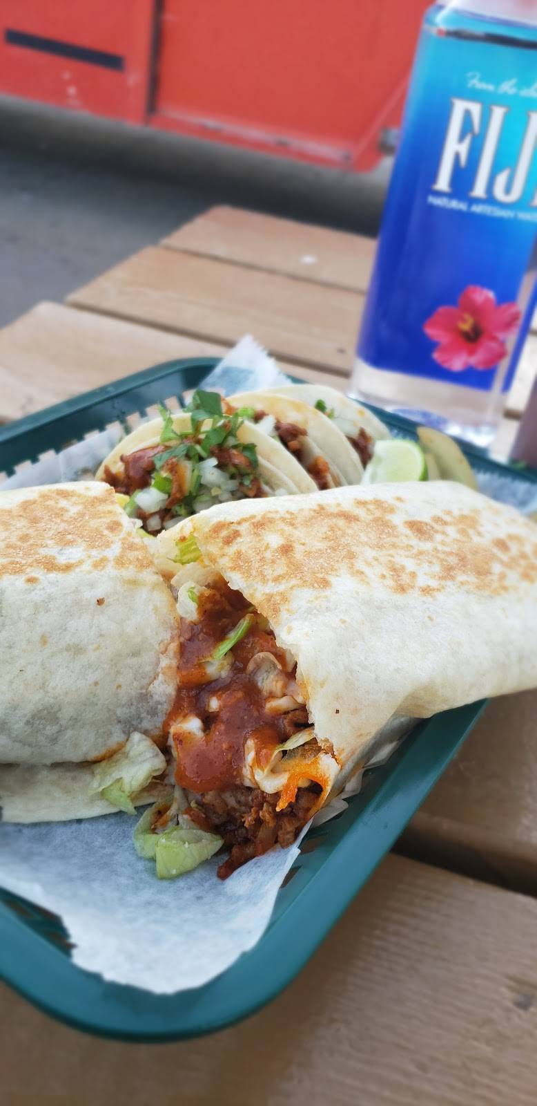 Taqueria Los Pinos | restaurant | or3316 a E 14th, 1348 Richmond Ave, Des Moines, IA 50316, USA | 5157706189 OR +1 515-770-6189