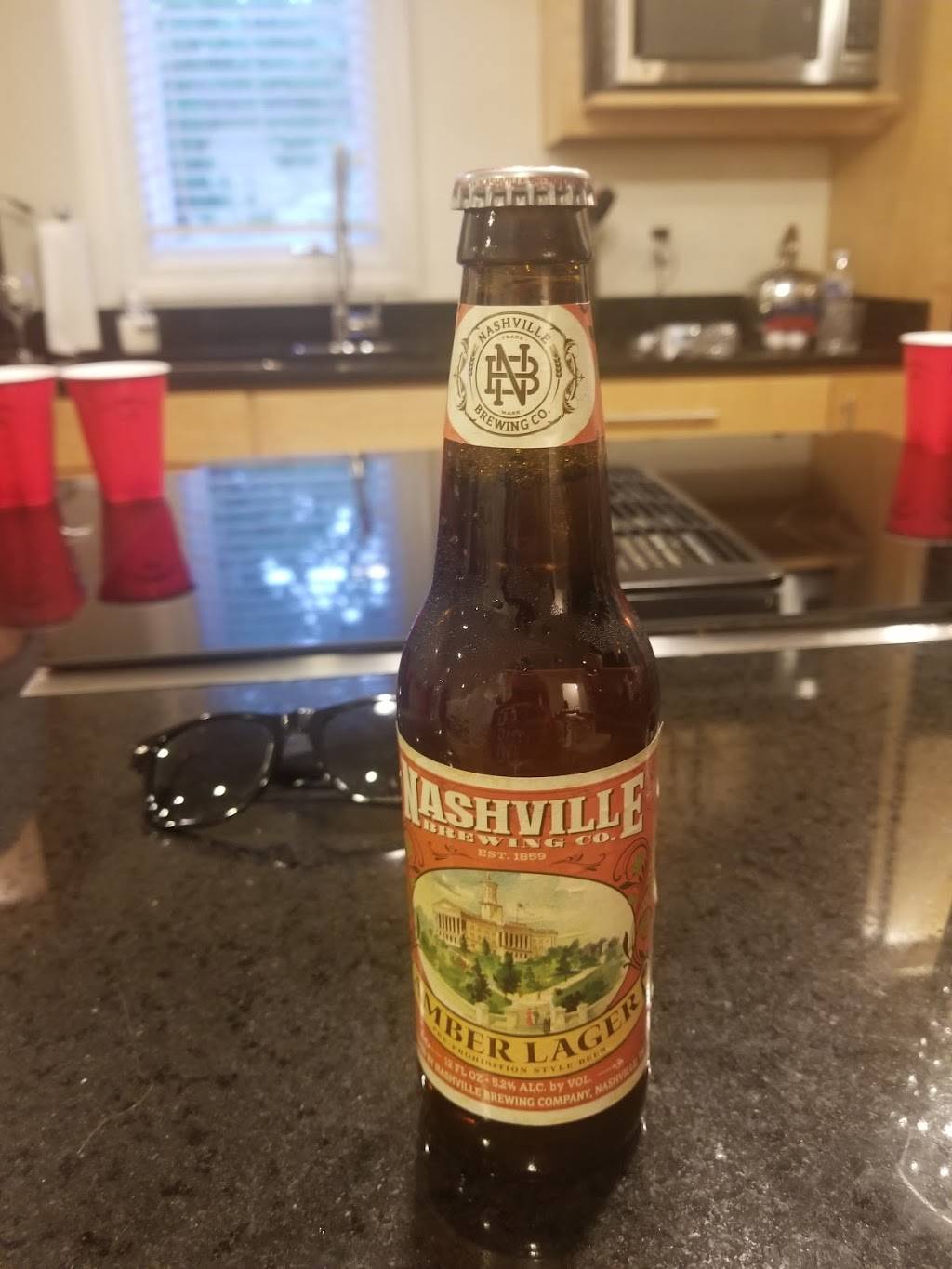 Captain Ds | restaurant | 921 Jefferson St, Nashville, TN 37208, USA | 6152562263 OR +1 615-256-2263