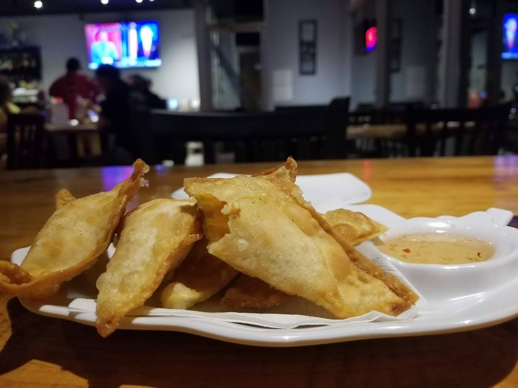 Ginza Town | restaurant | 1053 Forest Ave, Portland, ME 04103, USA | 2078789993 OR +1 207-878-9993