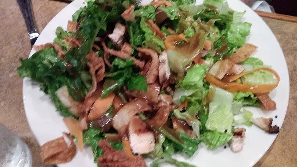 Lukes Grille | restaurant | 388 Thompson Creek Mall, Stevensville, MD 21666, USA | 4106439435 OR +1 410-643-9435