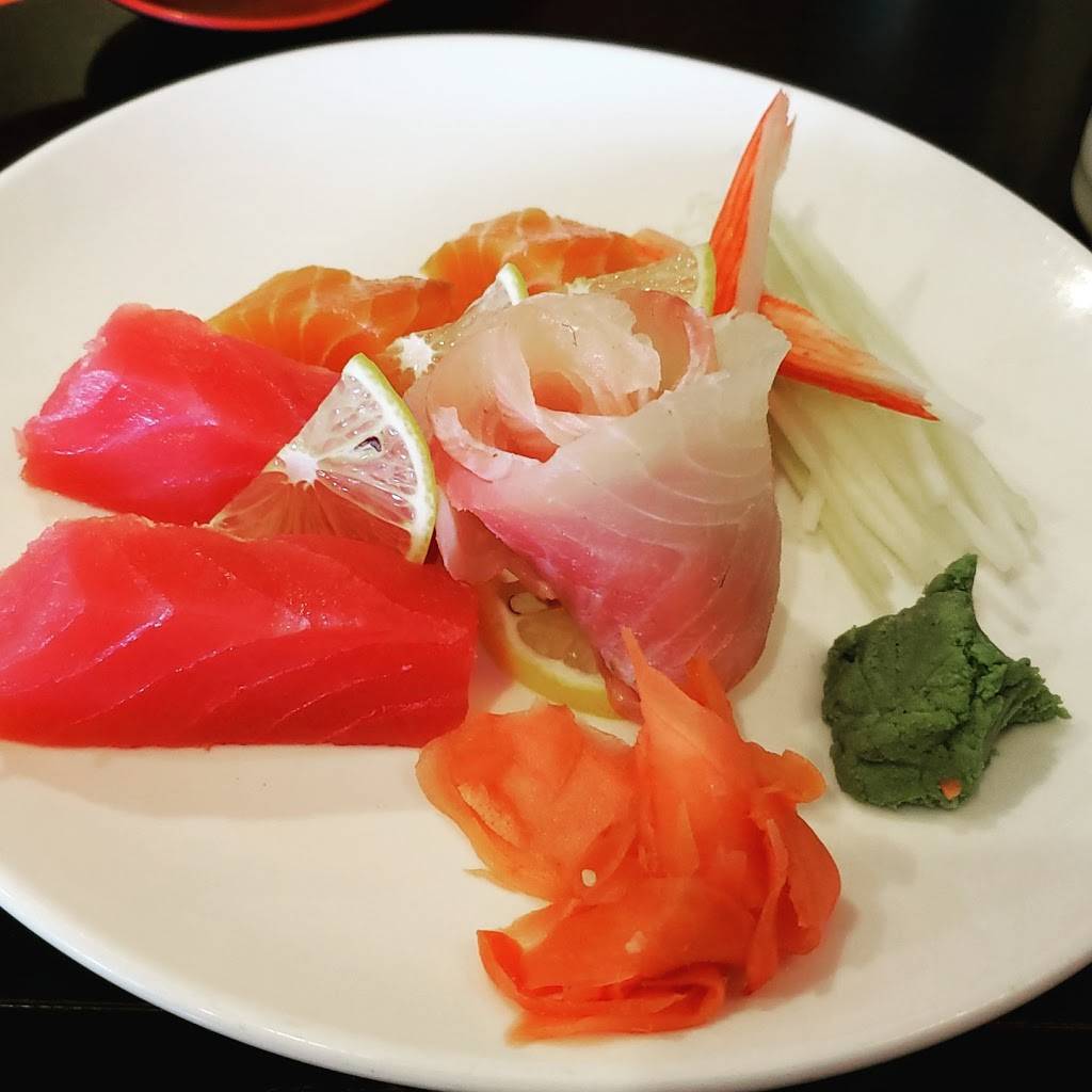 Asia Cafe | restaurant | 2725 IL-26 B, Freeport, IL 61032, USA | 8152351588 OR +1 815-235-1588