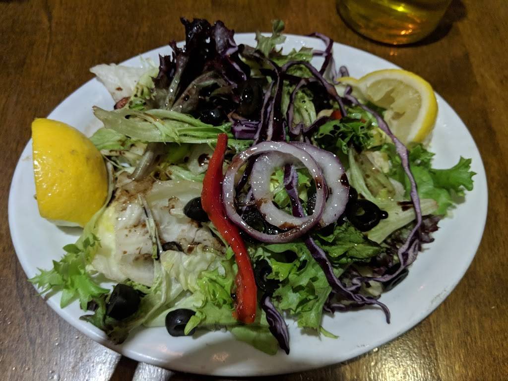 Bullseye - Saloon & Grillades | restaurant | Place Saint-Bernard, Mont-Tremblant, QC J8E 1B1, Canada | 8196812855 OR +1 819-681-2855