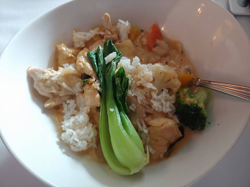 Ginger Restaurant | restaurant | 390 Mary St, Niagara-on-the-Lake, ON L0S 1J0, Canada | 9054683871 OR +1 905-468-3871