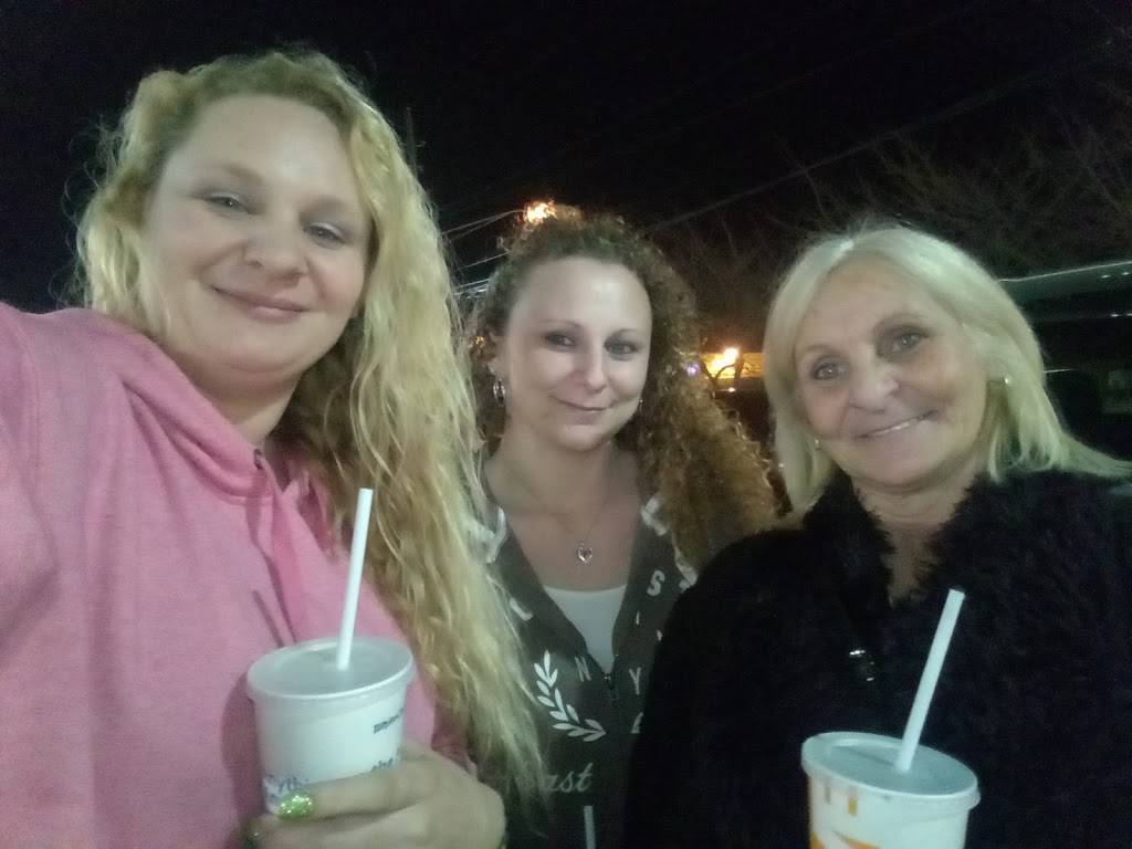 White Castle | restaurant | 5301 W Washington St, Indianapolis, IN 46241, USA | 3172480011 OR +1 317-248-0011