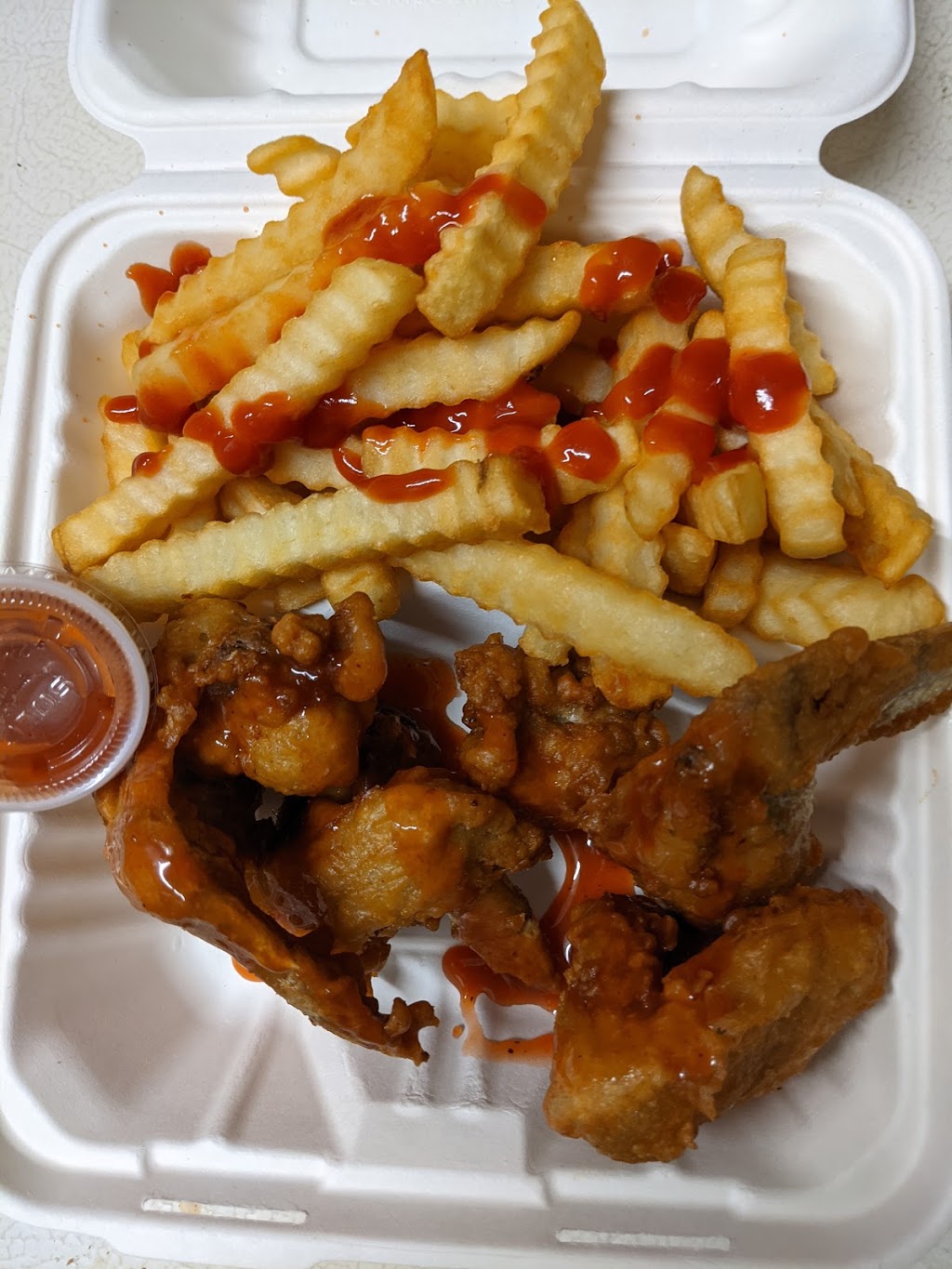 Daily Fish of Chesapeake | restaurant | 2250 Sherman Ave NW, Washington, DC 20001, USA | 2023323167 OR +1 202-332-3167