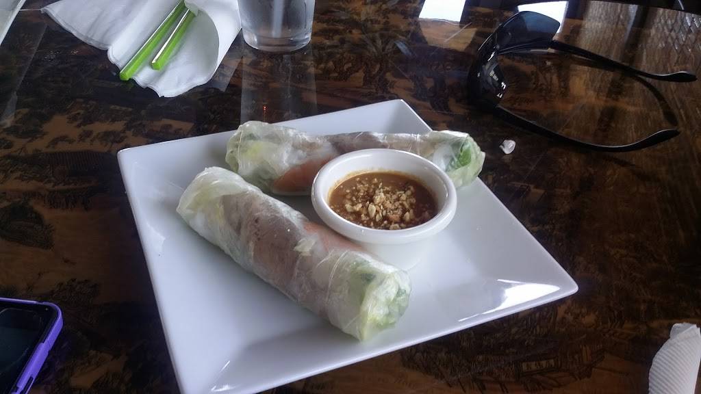 Pho Linh Vietnamese Grill | restaurant | 9100 Central Ave SE, Albuquerque, NM 87123, USA | 5052663368 OR +1 505-266-3368