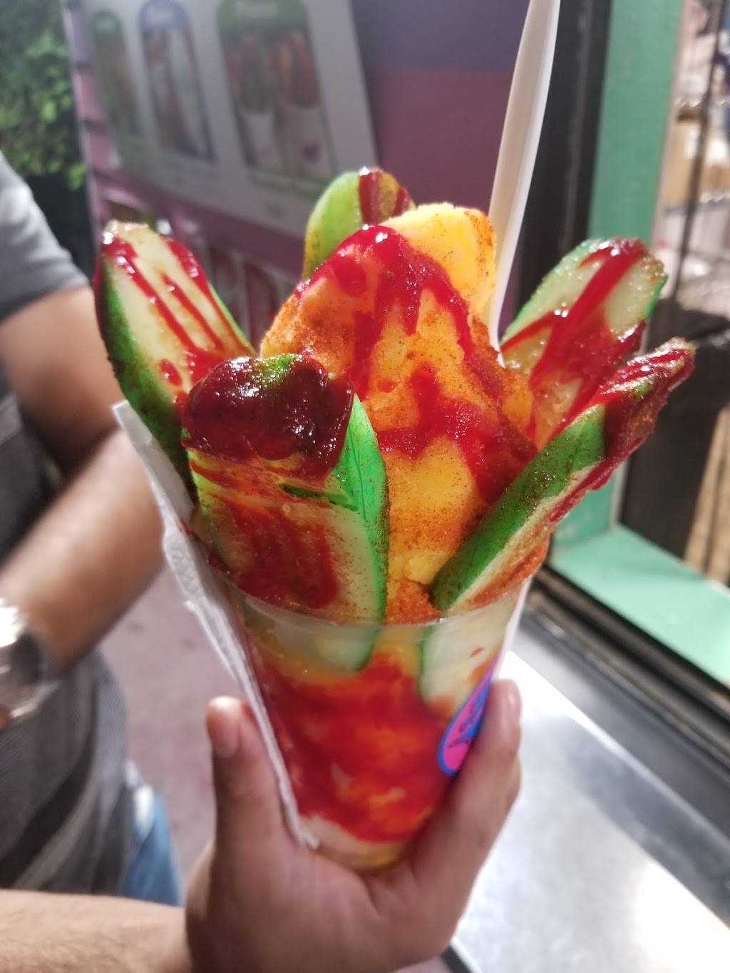 Big Daddys Eats And Treats | restaurant | 228 E Cevallos St, San Antonio, TX 78204, USA | 2127242936 OR +1 212-724-2936