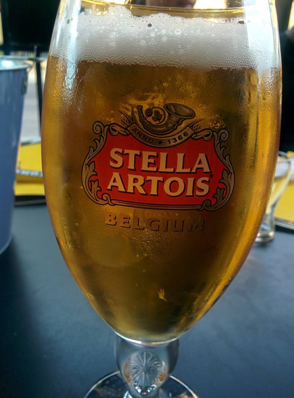 Buffalo Wild Wings | restaurant | 2510 W Happy Valley Rd #1241, Phoenix, AZ 85085, USA | 6232076900 OR +1 623-207-6900