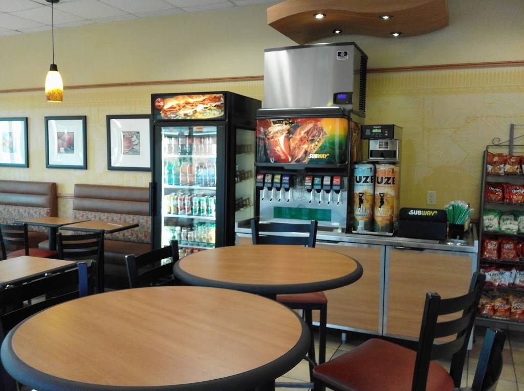 Subway Restaurants | restaurant | 5907 Timber Ridge Dr, Prospect, KY 40059, USA | 5022285509 OR +1 502-228-5509