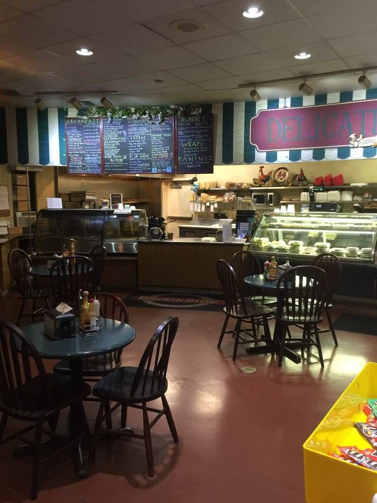Brookside Market & Deli | restaurant | 4700 Coffee Rd, Bakersfield, CA 93308, USA | 6615881338 OR +1 661-588-1338
