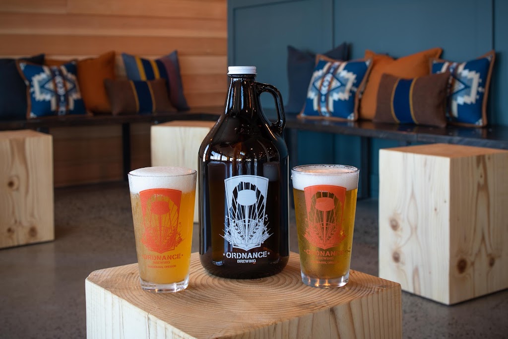 Two Barrels Taps + Grill | restaurant | 6 Marine Dr NE, Boardman, OR 97818, USA | 5414816800 OR +1 541-481-6800