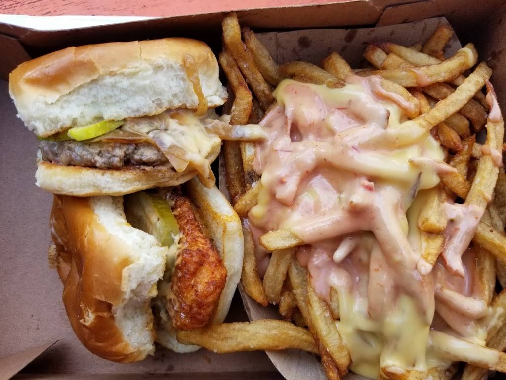 Twins Sliders | restaurant | 5940 Sunset Blvd, Los Angeles, CA 90028, USA | 3239606902 OR +1 323-960-6902