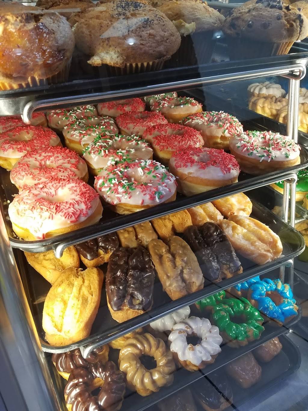 Winchells | cafe | 17030 Magnolia St, Fountain Valley, CA 92708, USA | 7148471955 OR +1 714-847-1955