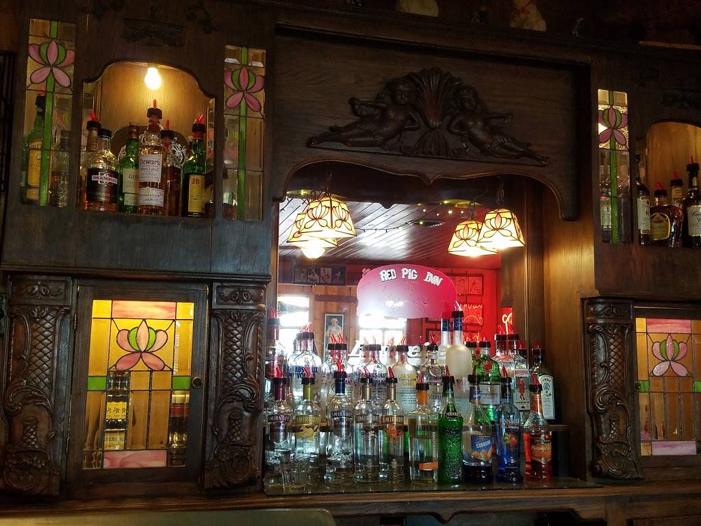 Red Pig Inn | restaurant | 1470 N Perry St, Ottawa, OH 45875, USA | 4195236458 OR +1 419-523-6458