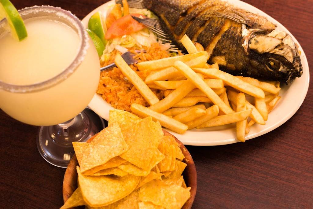 La Michelada Grill | restaurant | 2623 Rockgate Dr, San Antonio, TX 78227, USA | 2106734444 OR +1 210-673-4444