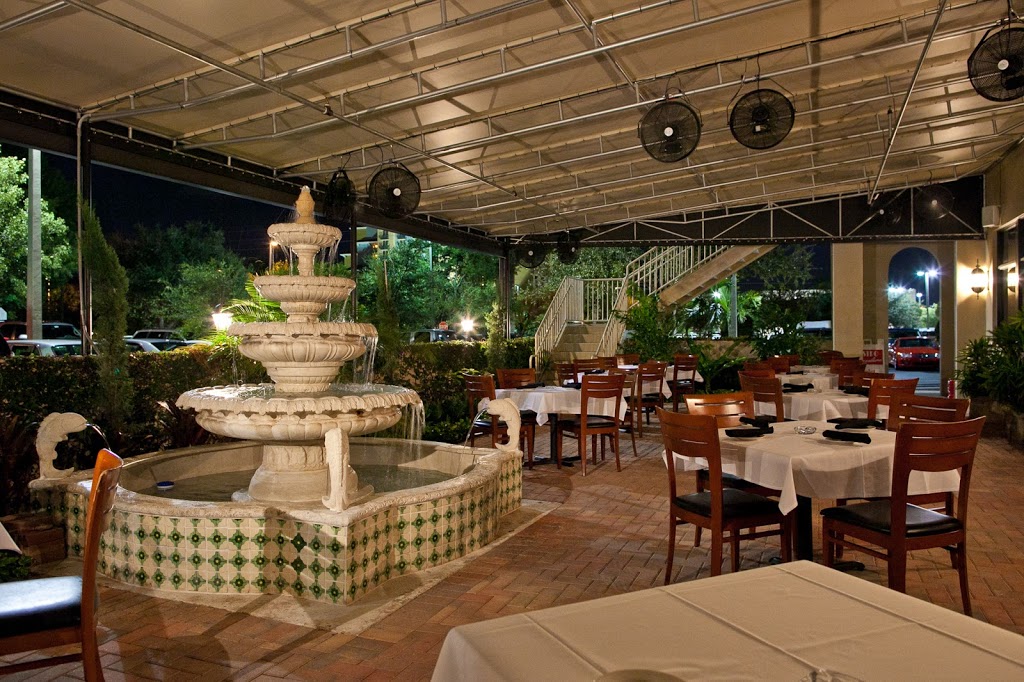 Bistro Mezzaluna | restaurant | 1821 SE 10th Ave, Fort Lauderdale, FL 33316, USA | 9545229191 OR +1 954-522-9191
