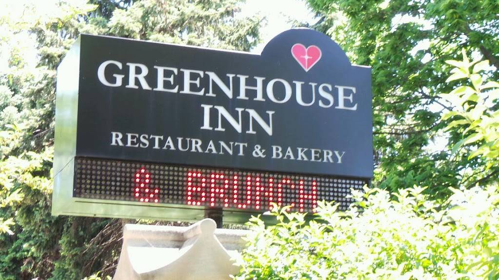 Greenhouse Inn Restaurant | restaurant | 6300 N Ridge Ave, Chicago, IL 60660, USA | 7732734182 OR +1 773-273-4182