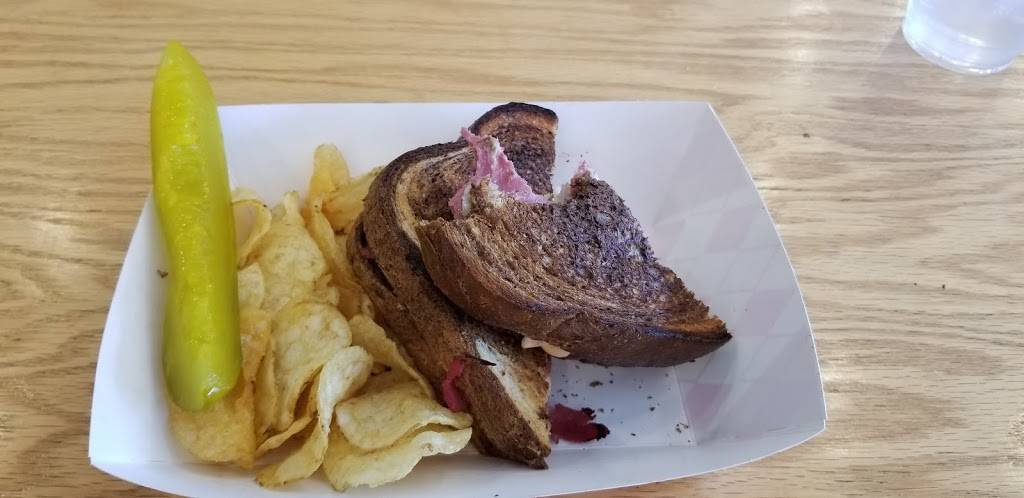 HonDough Pizza Company | restaurant | 1214 18th St, Hondo, TX 78861, USA | 8304260855 OR +1 830-426-0855