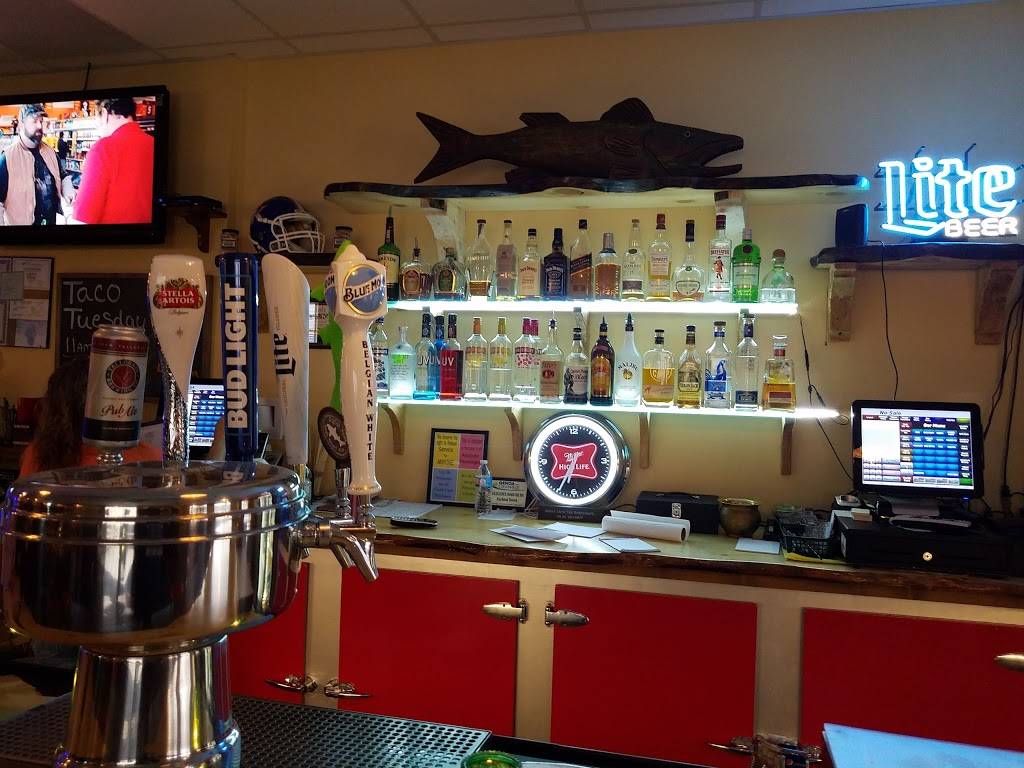 Karlsbad Tavern | restaurant | 413 W Main St, Genoa, IL 60135, USA | 8157846336 OR +1 815-784-6336