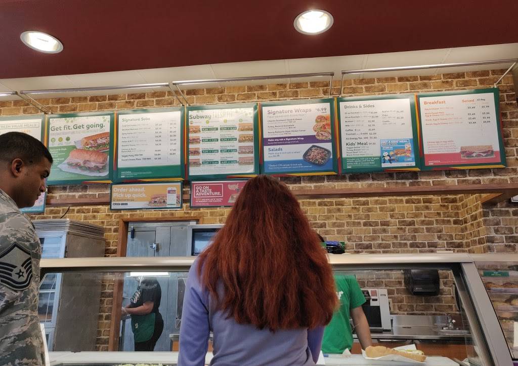 Subway Restaurants | restaurant | 91 Coliseum Crossing Ste A Coliseum Crossing Shopping Ctr, Hampton, VA 23666, USA | 7578267227 OR +1 757-826-7227