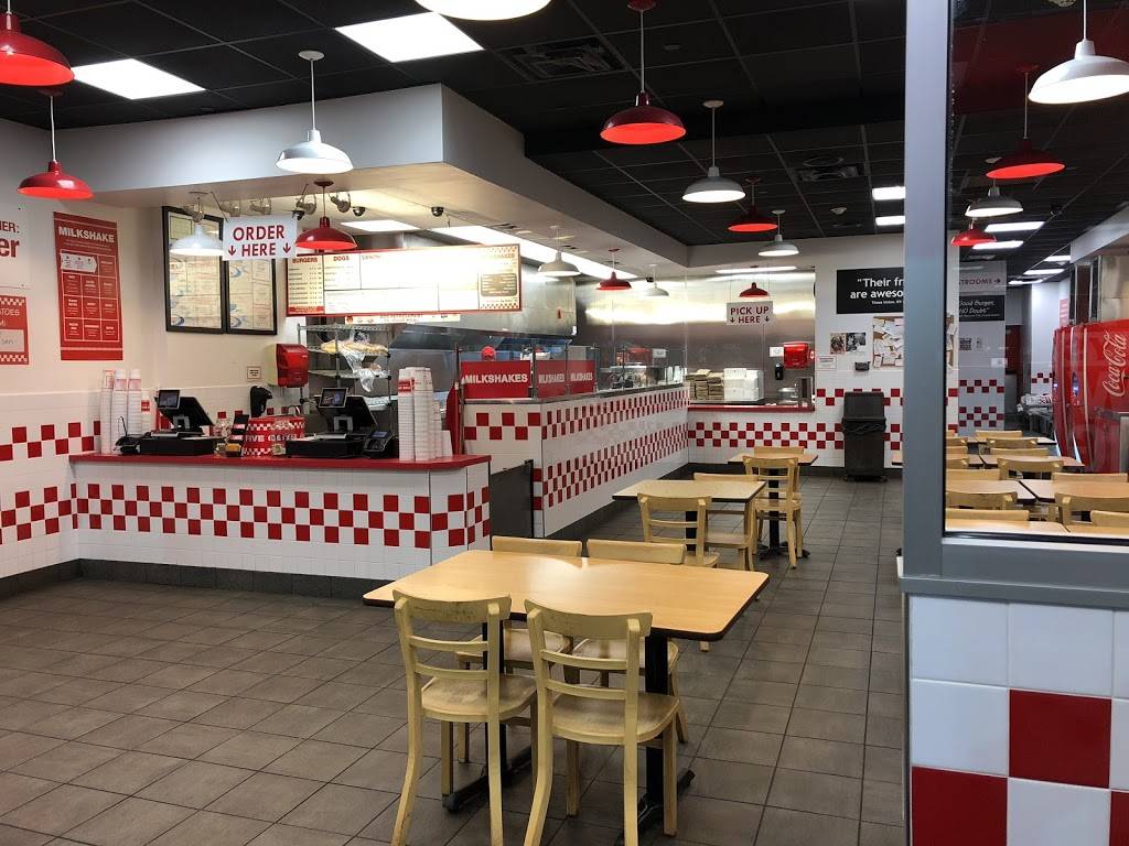 Five Guys | meal takeaway | 5122 Nesconset Hwy, Port Jefferson Station, NY 11776, USA | 6313310400 OR +1 631-331-0400