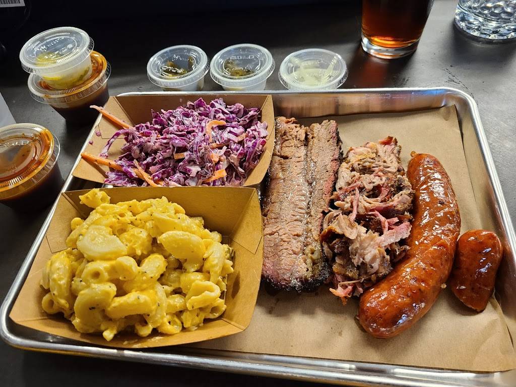 Heim Barbecue on Mockingbird | restaurant | 3130 W Mockingbird Ln, Dallas, TX 75235, USA | 4693974346 OR +1 469-397-4346