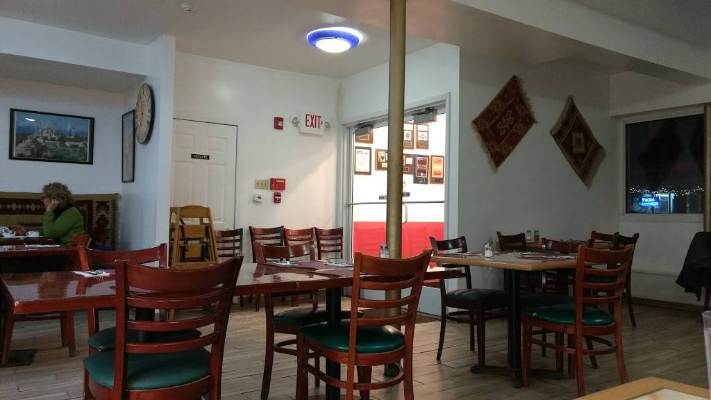 Ali Baba | restaurant | 2243 15th St, Troy, NY 12180, USA | 5182731170 OR +1 518-273-1170