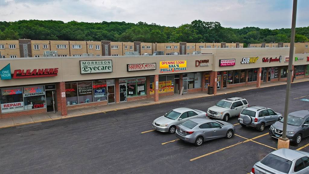 Sals Philly Steaks - Hickory Hills, IL | restaurant | 8609 95th St, Hickory Hills, IL 60457, USA | 7086586137 OR +1 708-658-6137