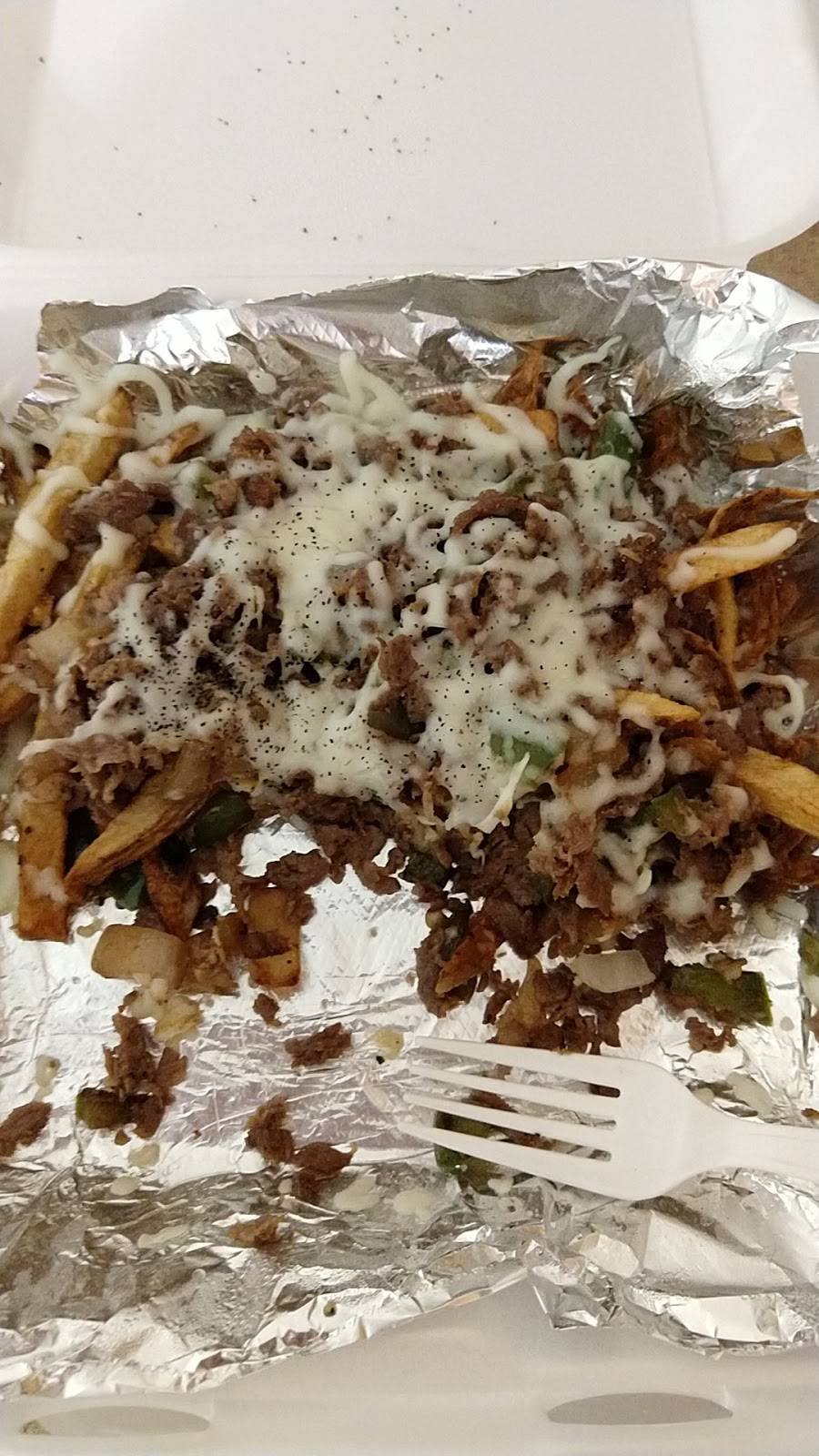 Magnums Bar and Grill | restaurant | 407 E Main St, East Alton, IL 62024, USA | 6182593794 OR +1 618-259-3794