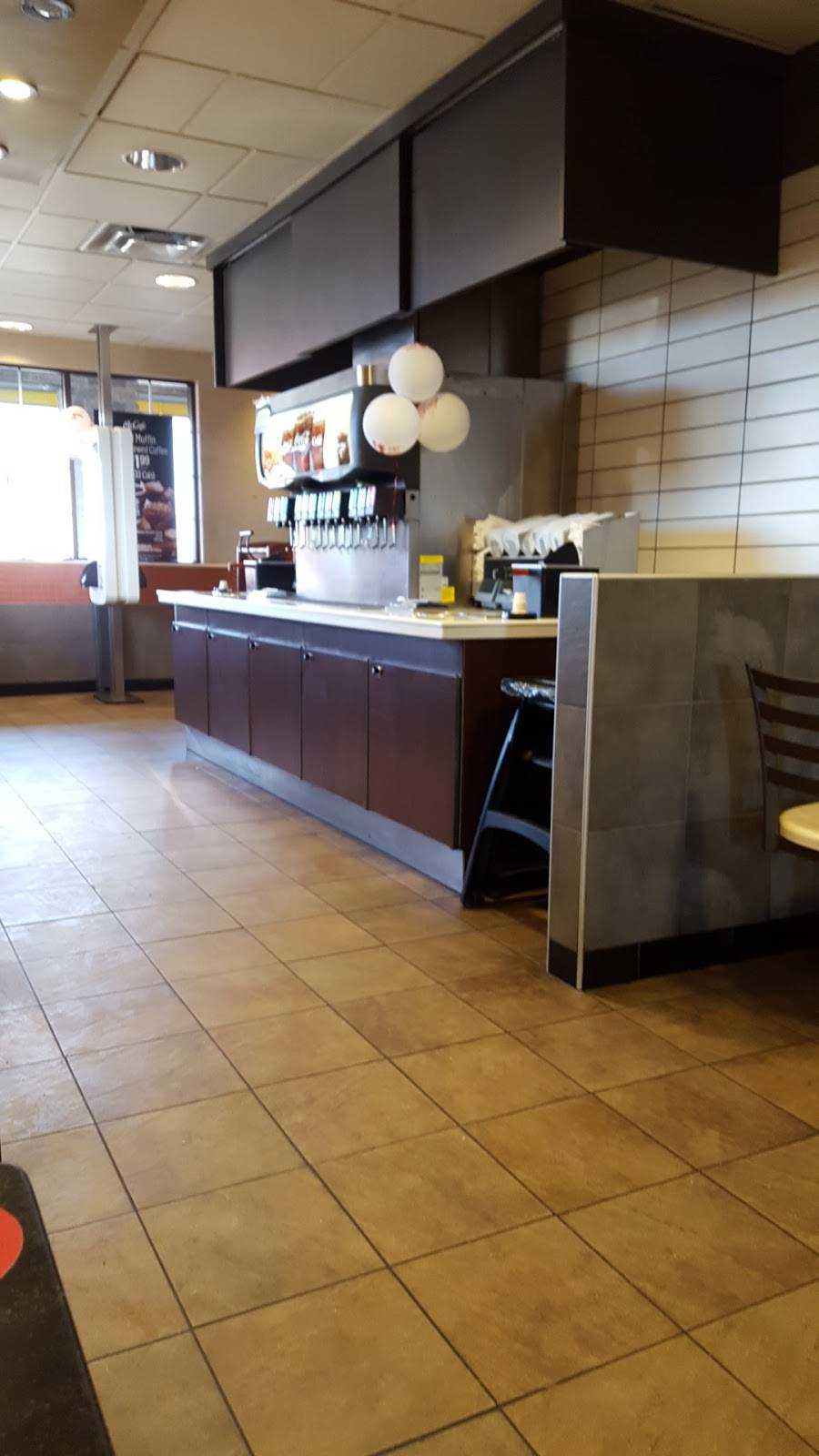 McDonalds | cafe | 413 OBrien Rd, Renfrew, ON K7V 3Z3, Canada | 6134327025 OR +1 613-432-7025