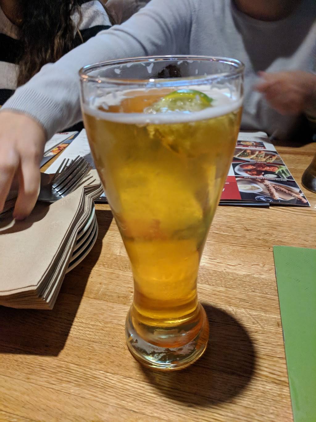 Applebees Grill + Bar | restaurant | 13832 W McDowell Rd, Goodyear, AZ 85338, USA | 6235368440 OR +1 623-536-8440