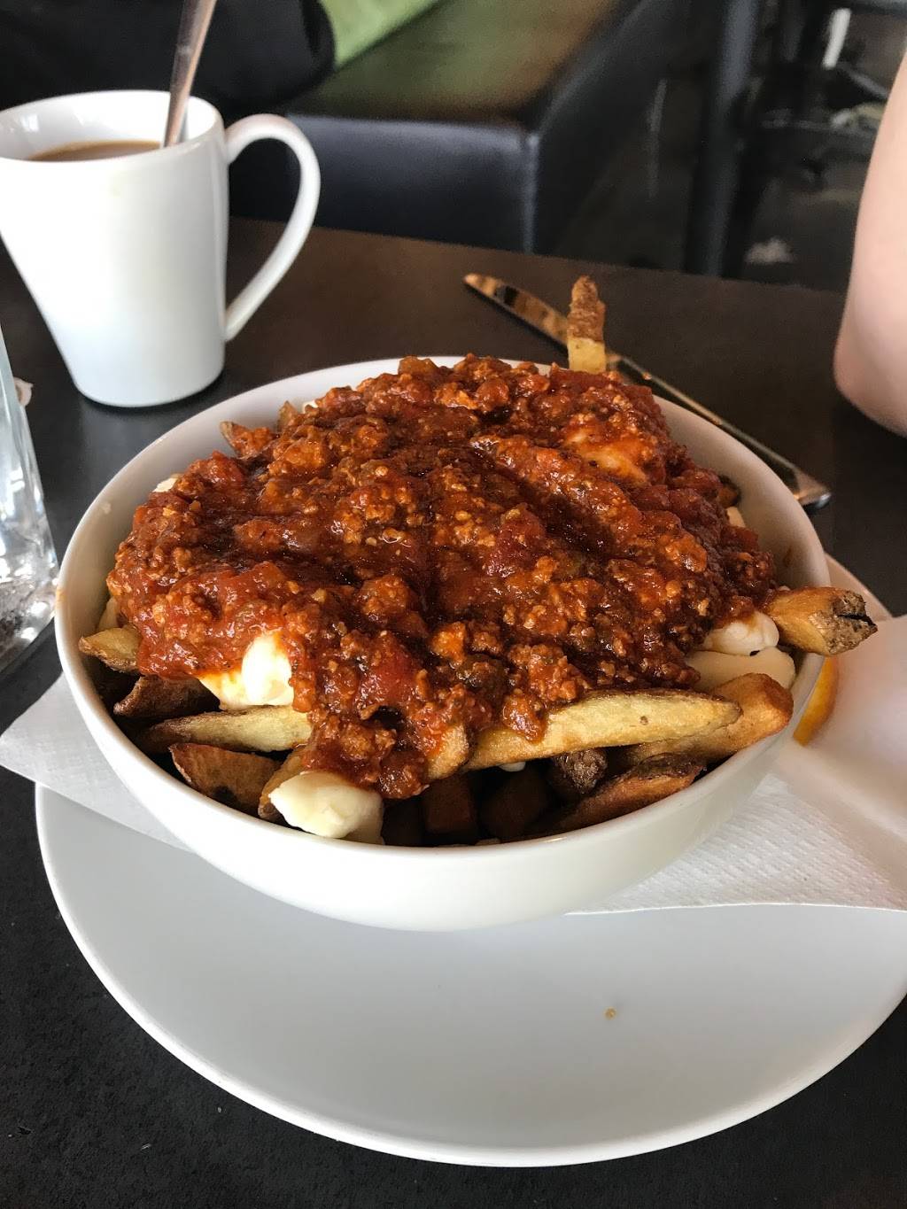 Chez Victor | restaurant | 1610 Boulevard Alphonse-Desjardins, Lévis, QC G6V 0H1, Canada | 4189039898 OR +1 418-903-9898