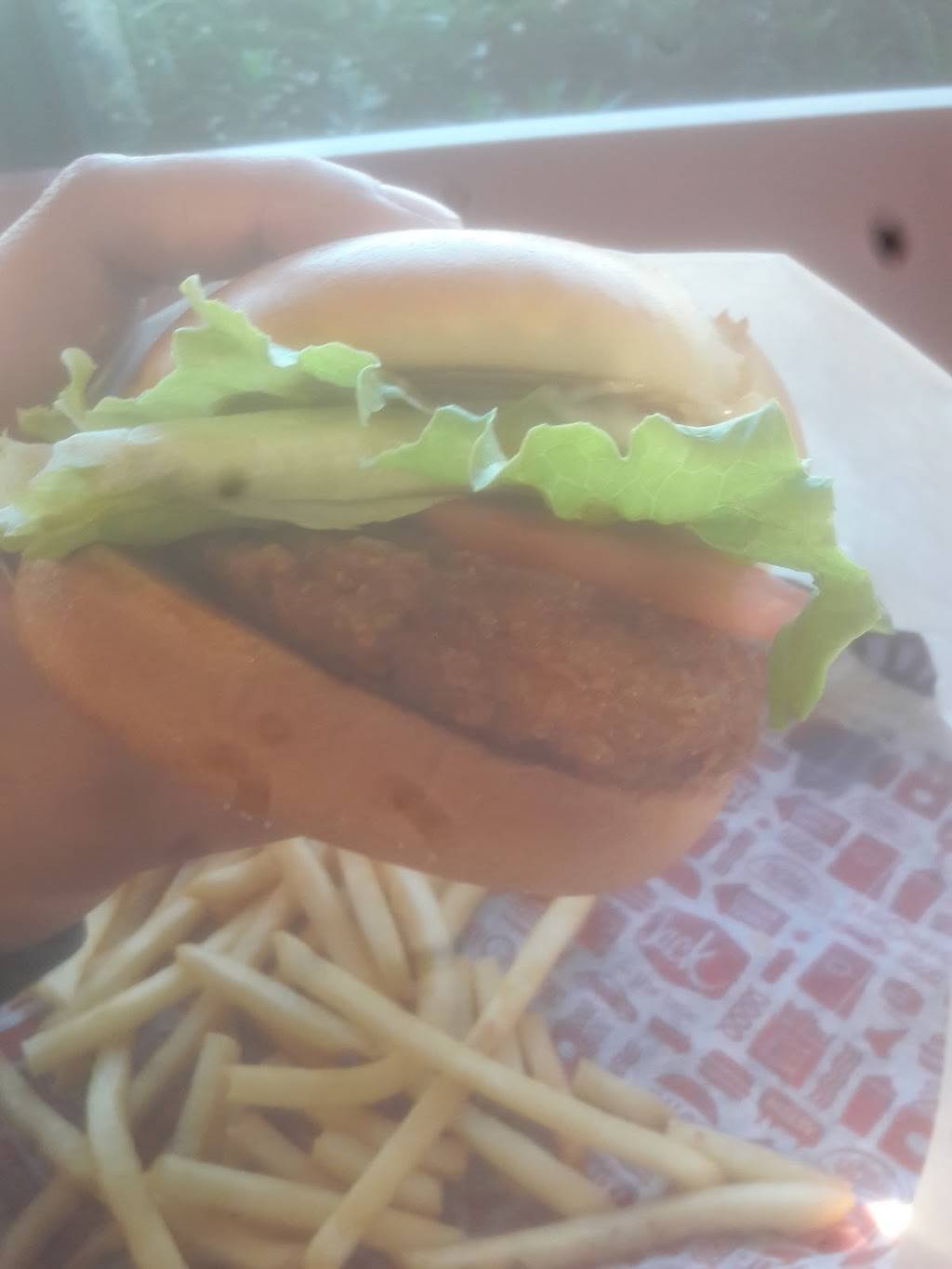 Jack in the Box | restaurant | 7910 E Speedway Blvd, Tucson, AZ 85710, USA | 5202983002 OR +1 520-298-3002