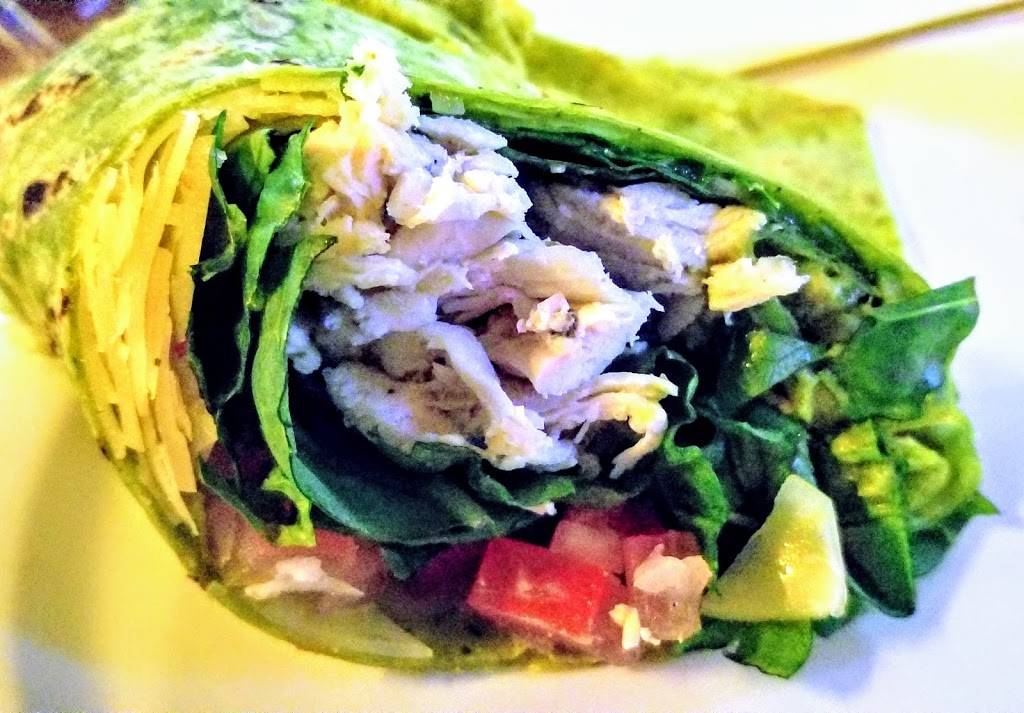 On the Rocks Bar And Grill | restaurant | 2332 West Coast Hwy, Newport Beach, CA 92663, USA | 9496738444 OR +1 949-673-8444