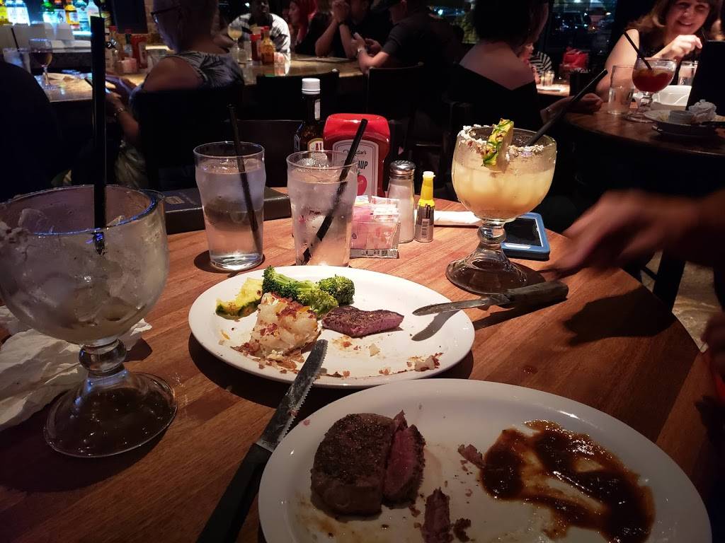 Bubbas 33 | restaurant | 4861 Pan American Fwy NE, Albuquerque, NM 87109, USA | 5053447427 OR +1 505-344-7427