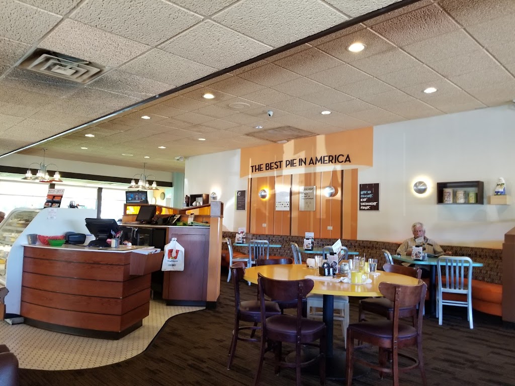 Village Inn | bakery | 1707 S Pueblo Blvd, Pueblo, CO 81005, USA | 7195611228 OR +1 719-561-1228