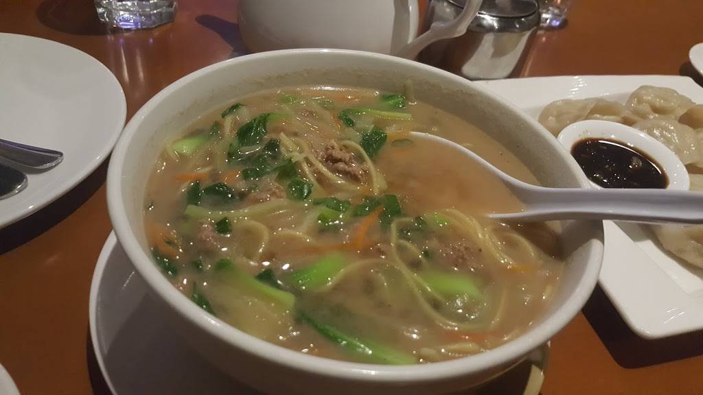 OM WOK | restaurant | 89-17 Northern Blvd, Jackson Heights, NY 11372, USA | 7186398800 OR +1 718-639-8800