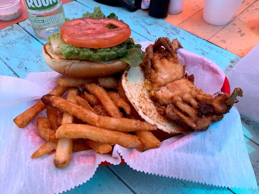 Urbanna Seafood Restaurant & Raw Bar | restaurant | 453 Johnsons Dr, Urbanna, VA 23175, USA | 8047588588 OR +1 804-758-8588