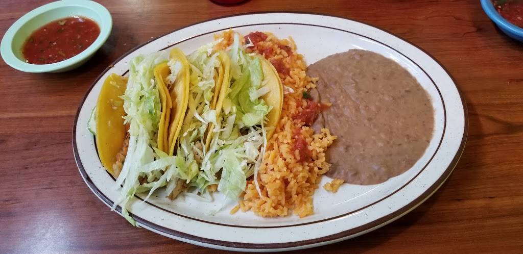 Julios Mexican Restaurant | restaurant | 1502 SW 11th St, Lawton, OK 73501, USA | 5802500483 OR +1 580-250-0483