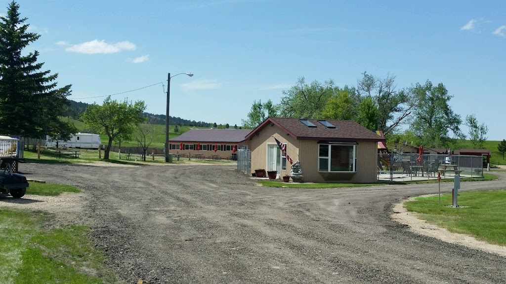 No Name City Luxury Cabins & RV | restaurant | I-90 Exit 34, 20899 Pleasant Valley Drive, 20899 Pleasant Valley Dr, Sturgis, SD 57785, USA | 6053478891 OR +1 605-347-8891