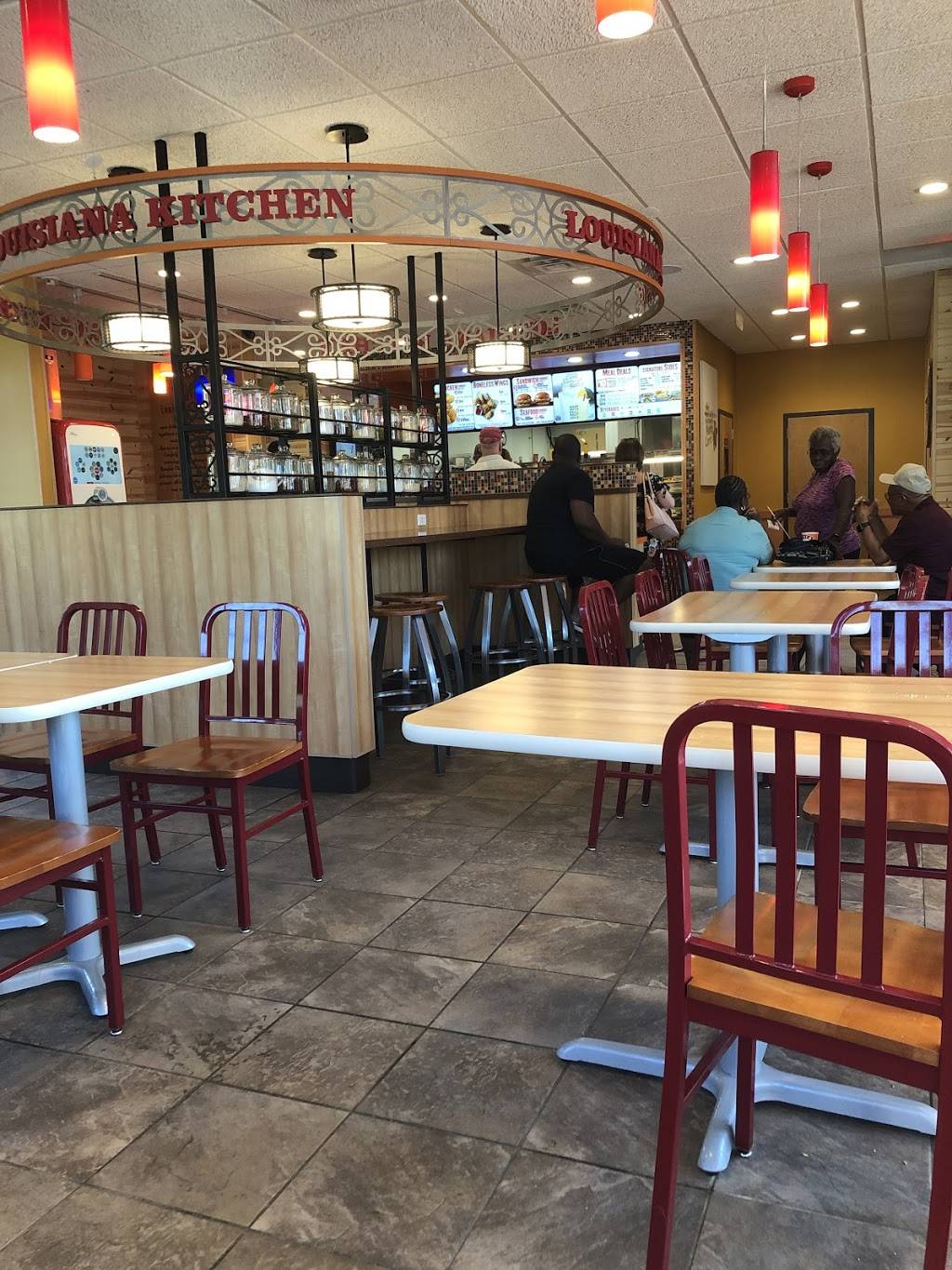 Popeyes Louisiana Kitchen | restaurant | 1502 Richmond Rd, Williamsburg, VA 23185, USA | 7573450012 OR +1 757-345-0012