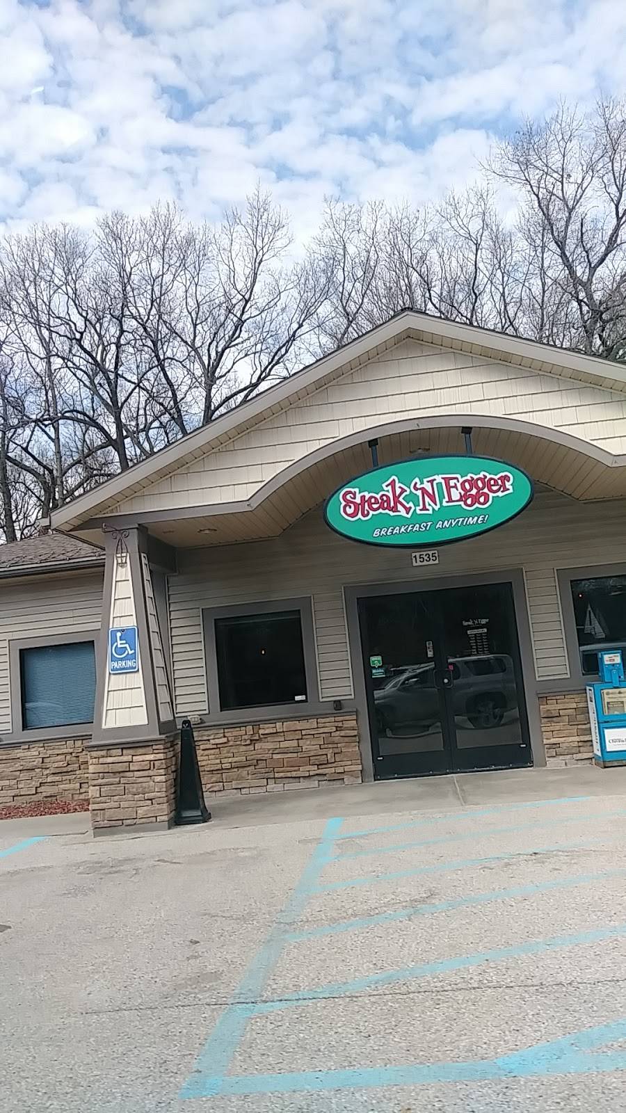 Steak N Egger | restaurant | 1535 Holton Rd, Muskegon, MI 49445, USA | 2317198939 OR +1 231-719-8939