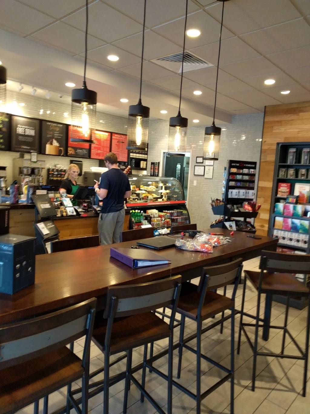 Starbucks | cafe | 2034 Fayetteville Rd, Van Buren, AR 72956, USA | 4797555650 OR +1 479-755-5650