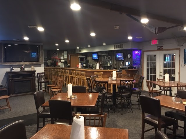 Shipwrecks Bar & Grill | restaurant | 9356 Neck Yoke Rd, Rapid City, SD 57702, USA | 6053413515 OR +1 605-341-3515