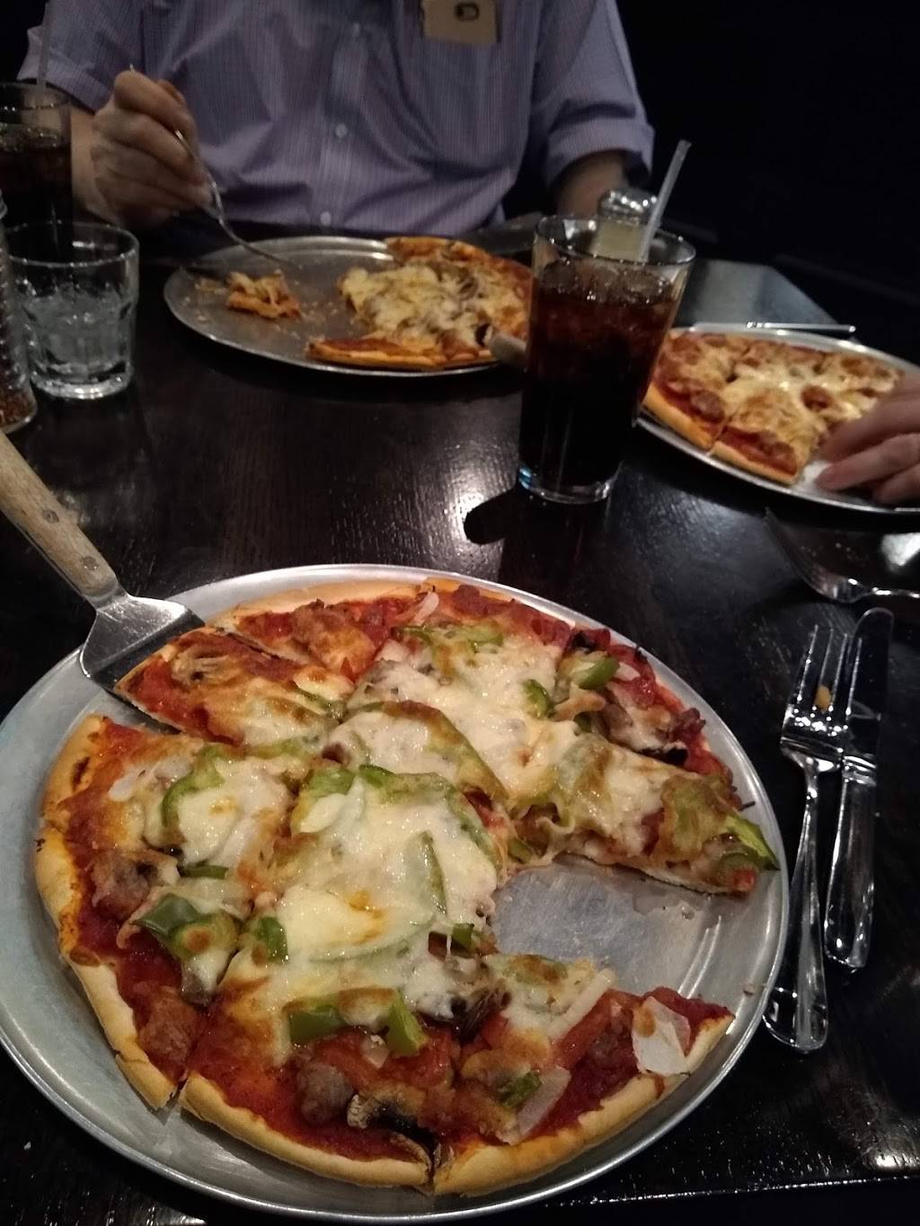 Petes Pizza | meal delivery | 3737 N Western Ave, Chicago, IL 60618, USA | 7734637770 OR +1 773-463-7770