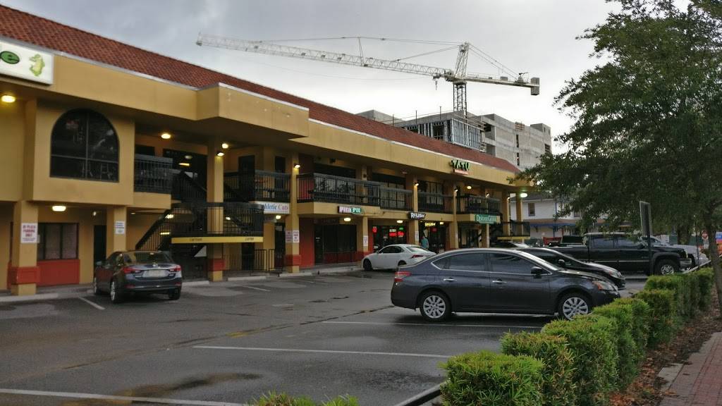 Relish | restaurant | 1702 W University Ave, Gainesville, FL 32603, USA | 3526924400 OR +1 352-692-4400