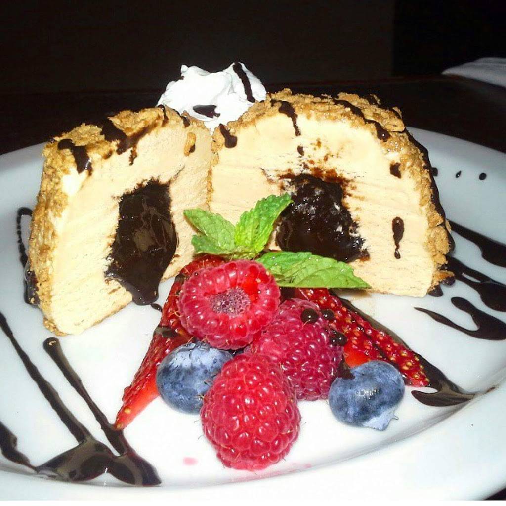 Caffe Pinguini Italian Restaurant | restaurant | 6935 Pacific Ave, Playa Del Rey, CA 90293, USA | 3103060117 OR +1 310-306-0117