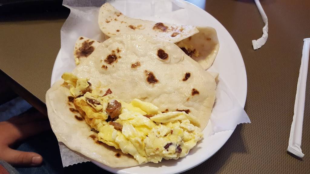 El.rodeo | restaurant | 319 S WW White Rd, San Antonio, TX 78219, USA | 2103591313 OR +1 210-359-1313